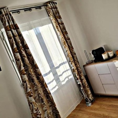 Appartement Loft Climatise Parking Gratuit 5Min Gare à Le Plessis-Bouchard Extérieur photo